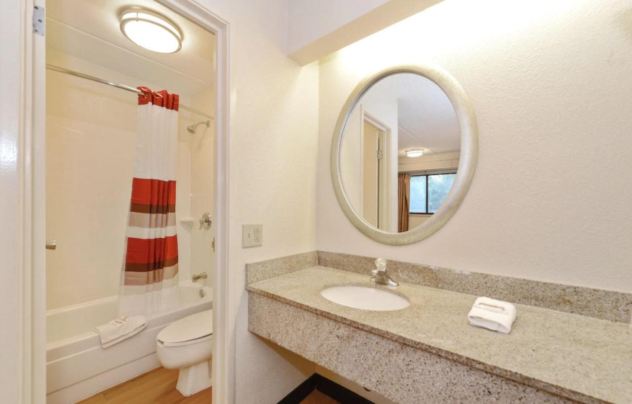 Fairbridge Inn Express Baton Rouge Bagian luar foto